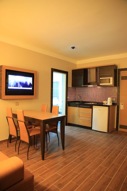 Мармарис: Club Alpina Apartments