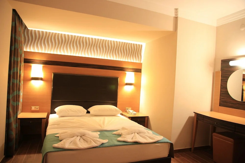 Мармарис: Club Alpina Apartments