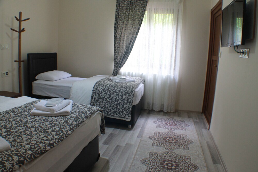 Узунгёль: Gol Otel