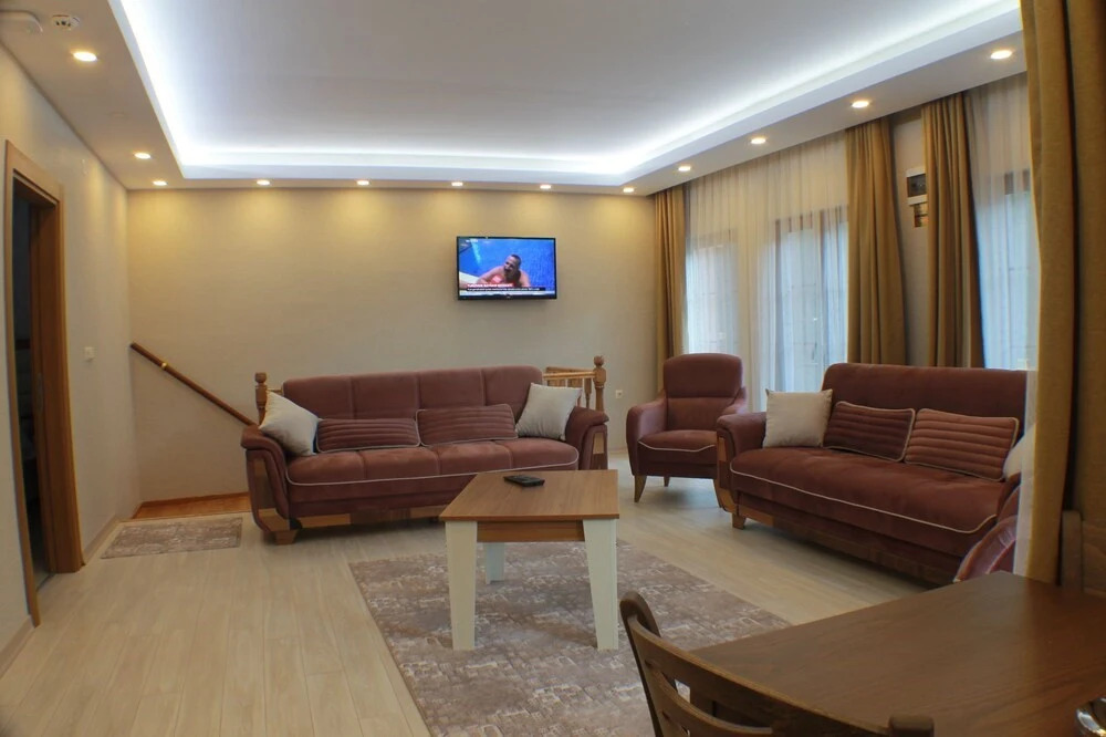 Узунгёль: Cinar Villas Suites