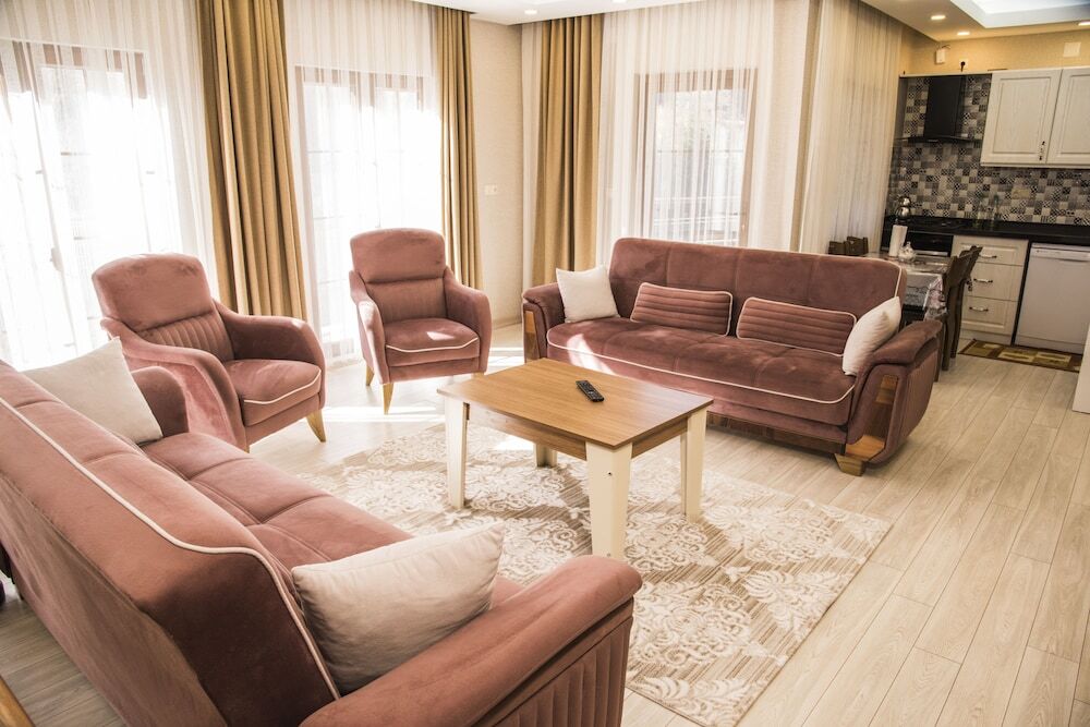 Узунгёль: Cinar Villas Suites