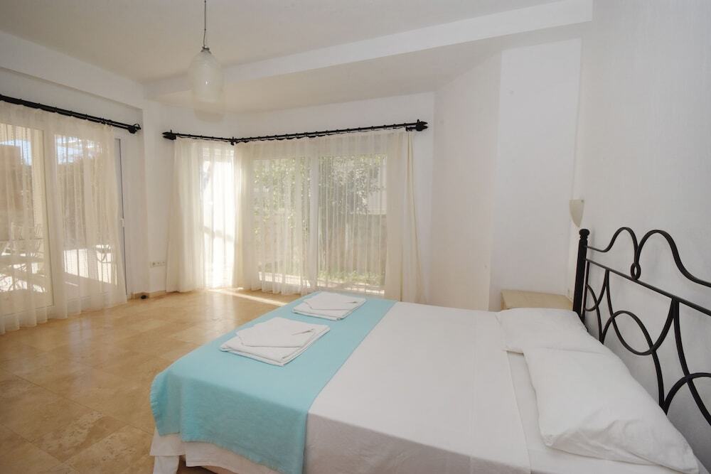 Калкан: KAL1400 Villa Badem 3 Bedrooms