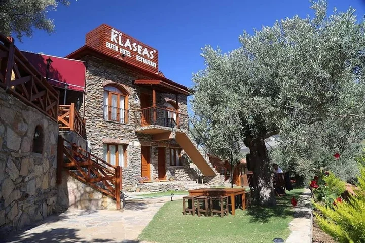 Шириндже: Sirince Klaseas Hotel & Restaurant