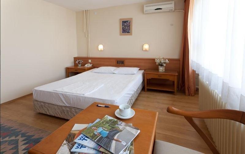 Измир: Anba Otel