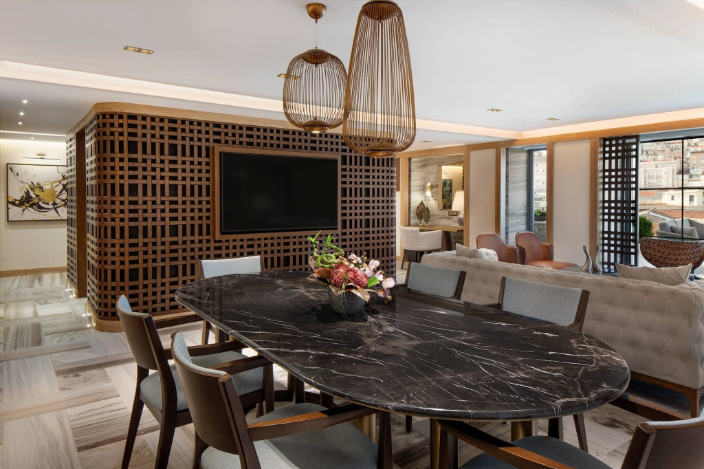Стамбул: JW Marriott Istanbul Bosphorus