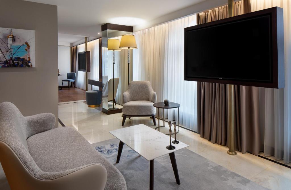 Стамбул: JW Marriott Istanbul Bosphorus