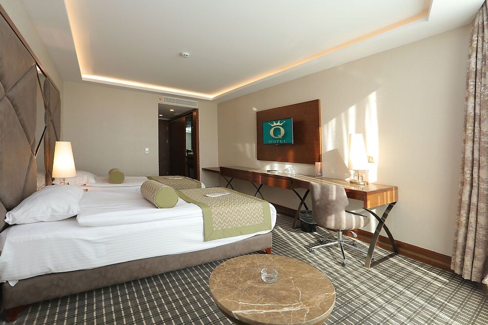 Анкара: Q Hotel