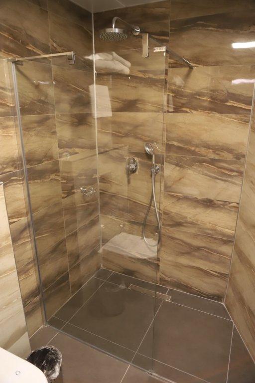 Q Hotel — фото 3