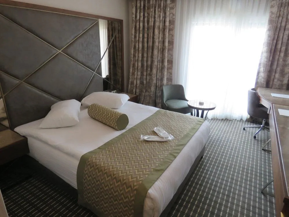 Анкара: Q Hotel