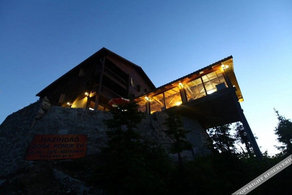 Чамлыхемшин: Hazindag Doga Konuk Evi