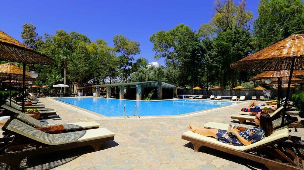 Кумлюбюк: Alados Otel