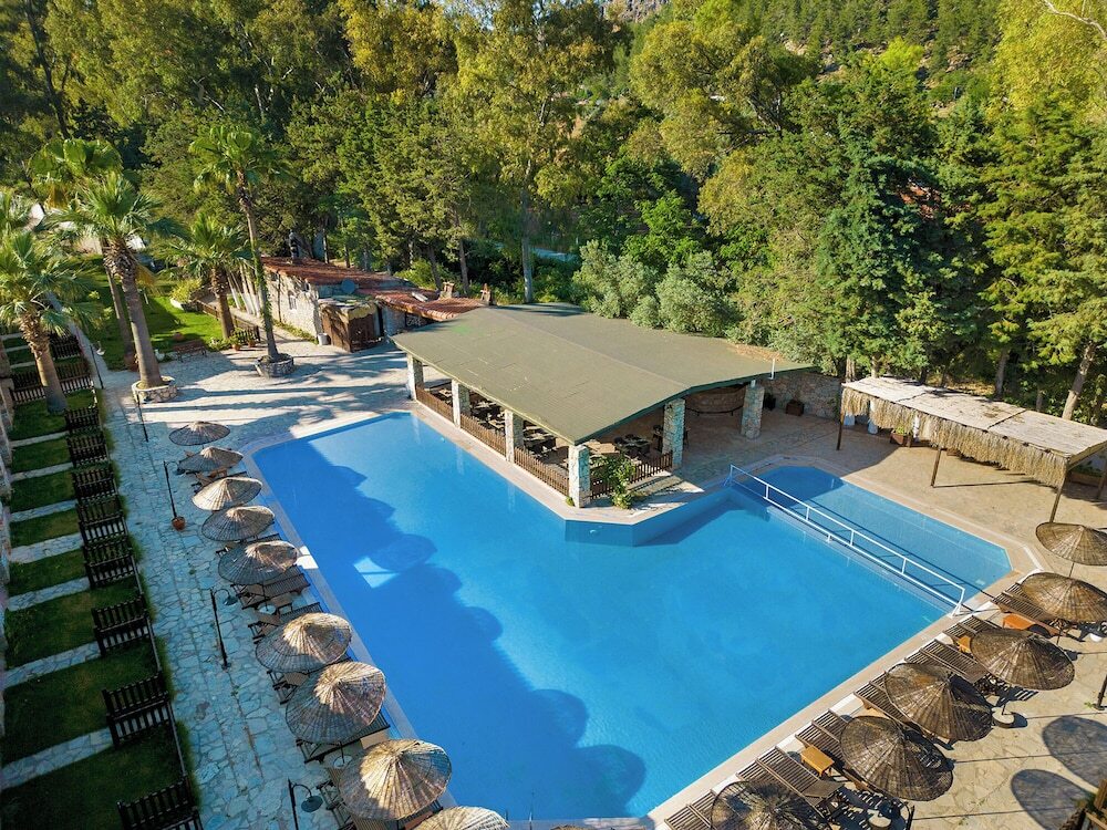 Кумлюбюк: Alados Otel
