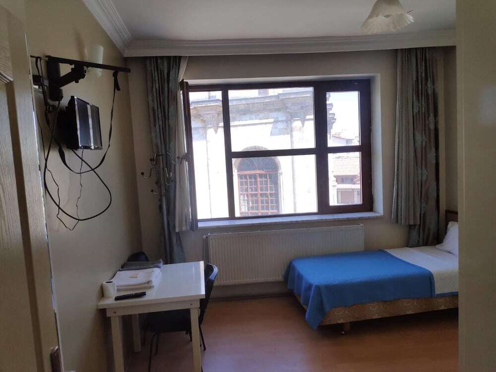 Конья: Aziziye Otel