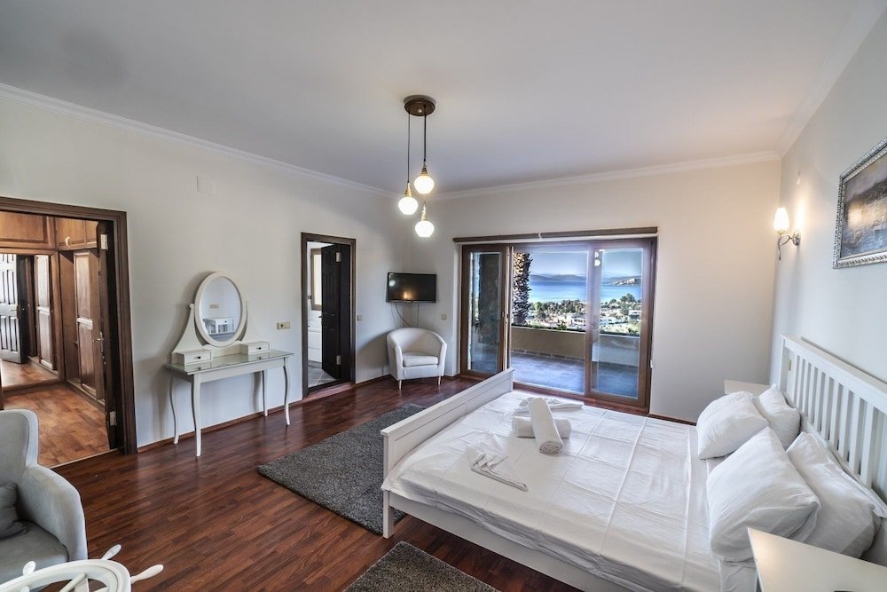 Торба: Villa Torba Bay 1/A by Evtatilim