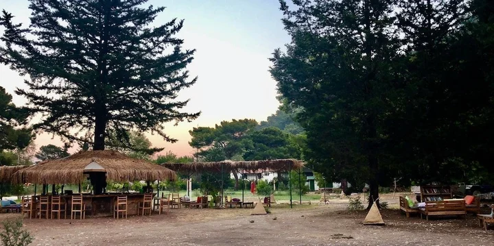 Чиралы: Camp Meeting Point