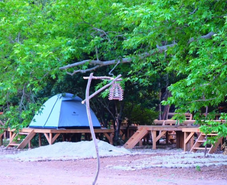 Чиралы: Camp Meeting Point