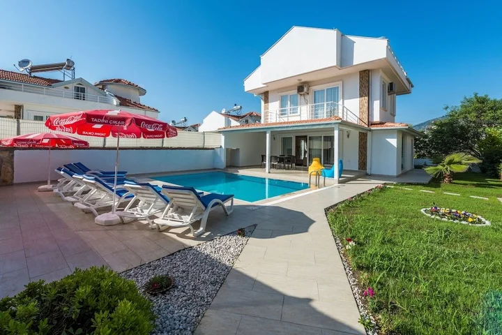 Фетхие: Villa Karanfil