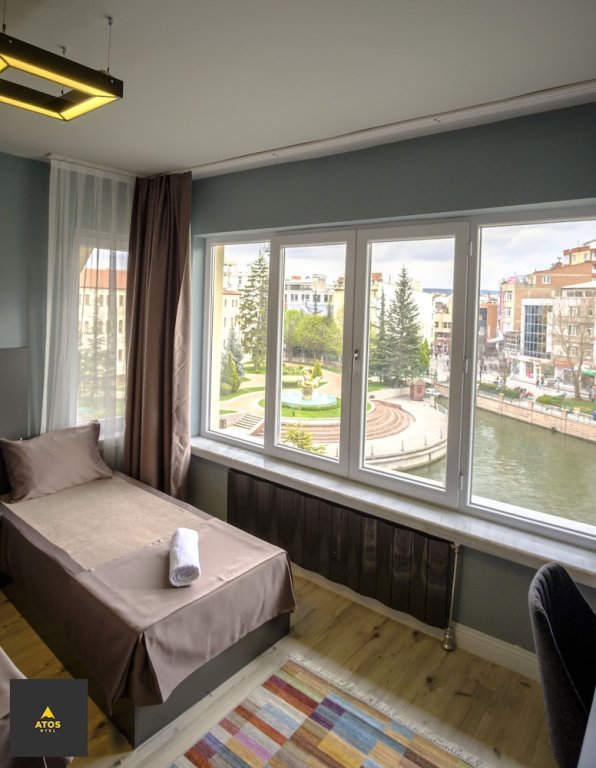 Эскишехир: Atos Otel