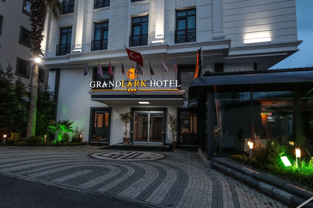 Стамбул: Grand Lark Otel