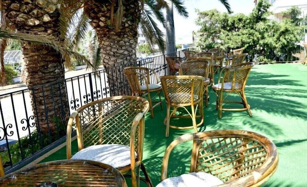 Айвалык: Cavdar Hotel