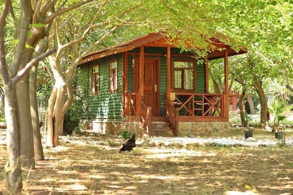 Кумлюбюк: Eden Bungalows and Beach