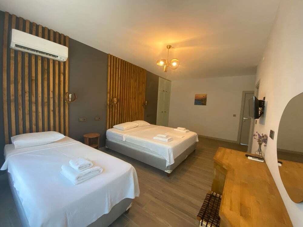 Бозджаада: Elyada Otel ve Bağ Evi (+8 Yaş)