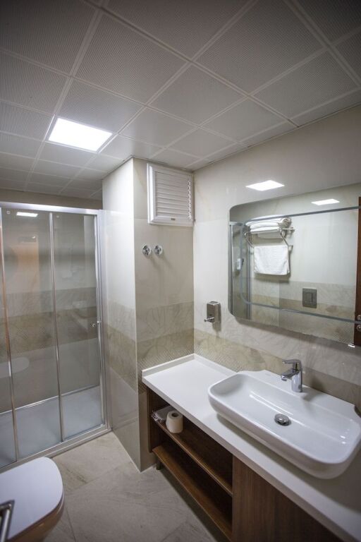 Алашехир: Can Deluxe Hotel