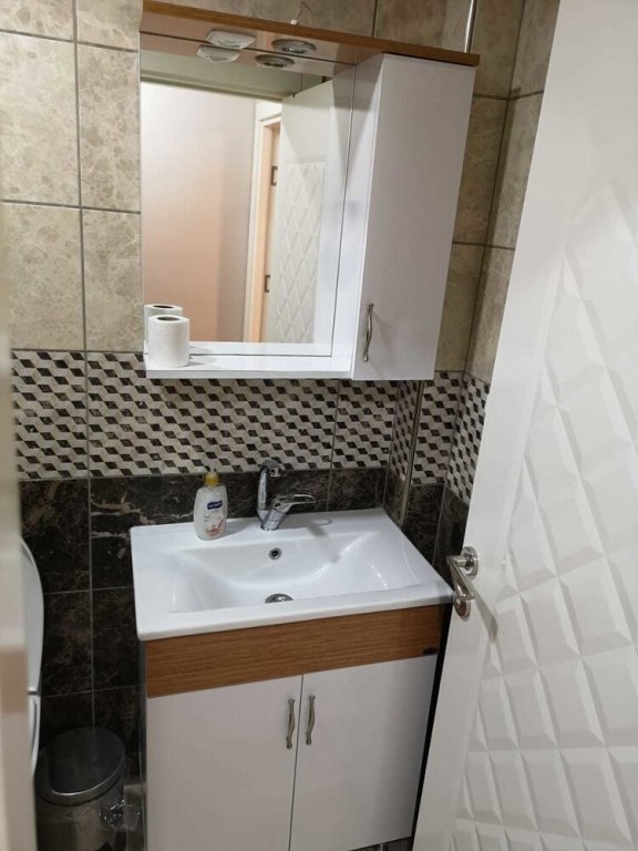 Эскишехир: Ugur Suits 1 Bedroom
