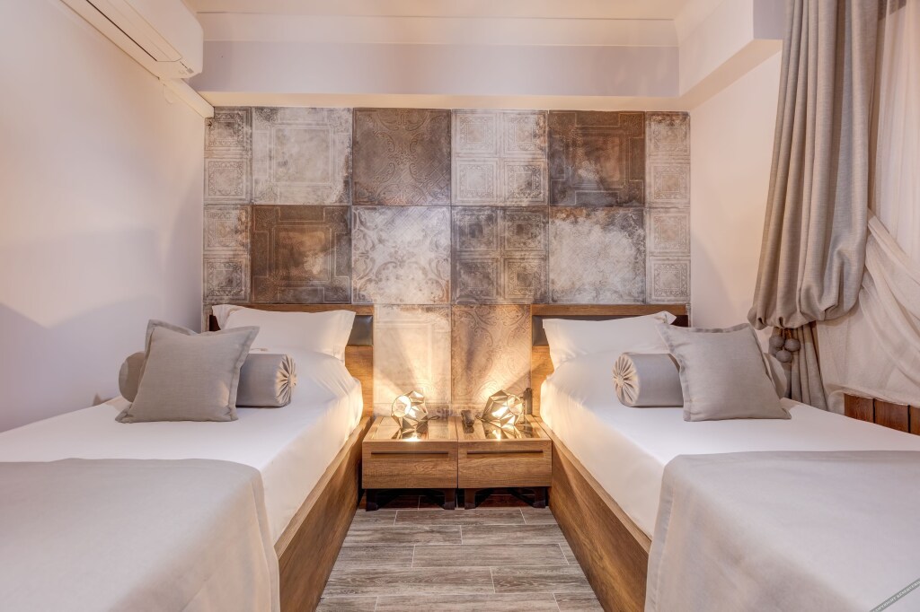 Айвалык: Parna Hotel