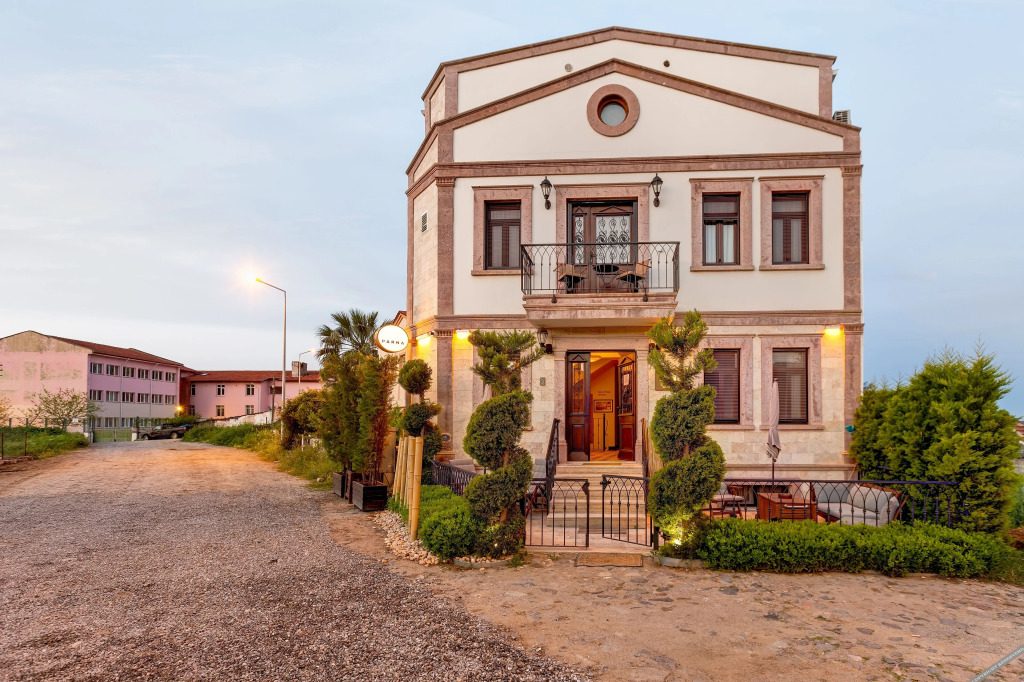 Айвалык: Parna Hotel