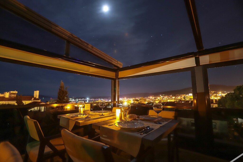 Айвалык: Parna Hotel