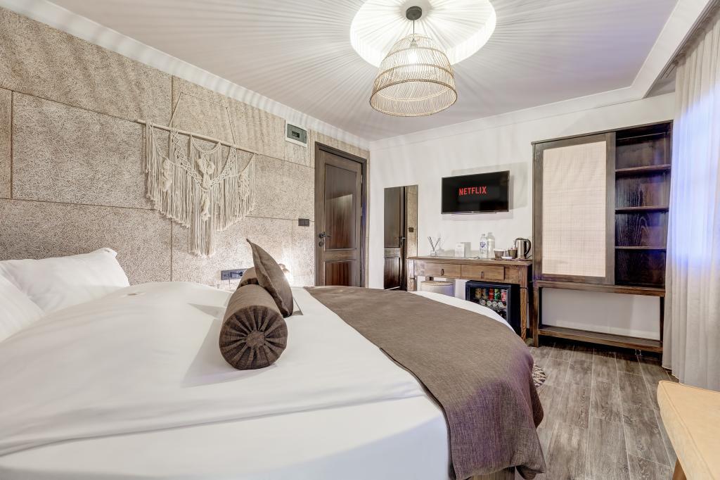 Айвалык: Parna Hotel