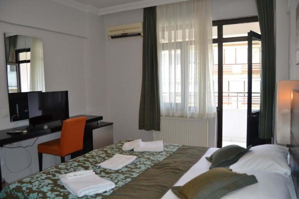 Чынарджык: Grand Krone Hotel