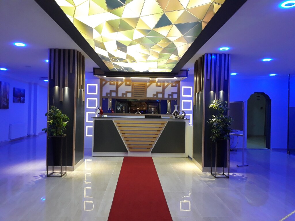 Чынарджык: Grand Krone Hotel