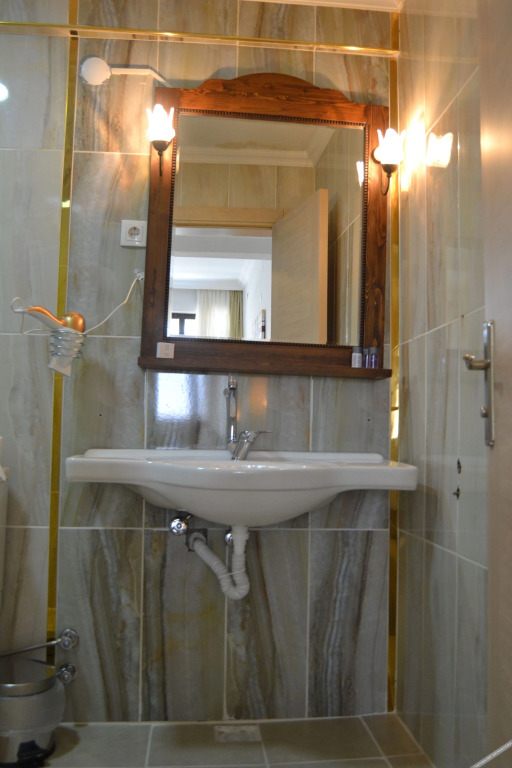 Чынарджык: Grand Krone Hotel