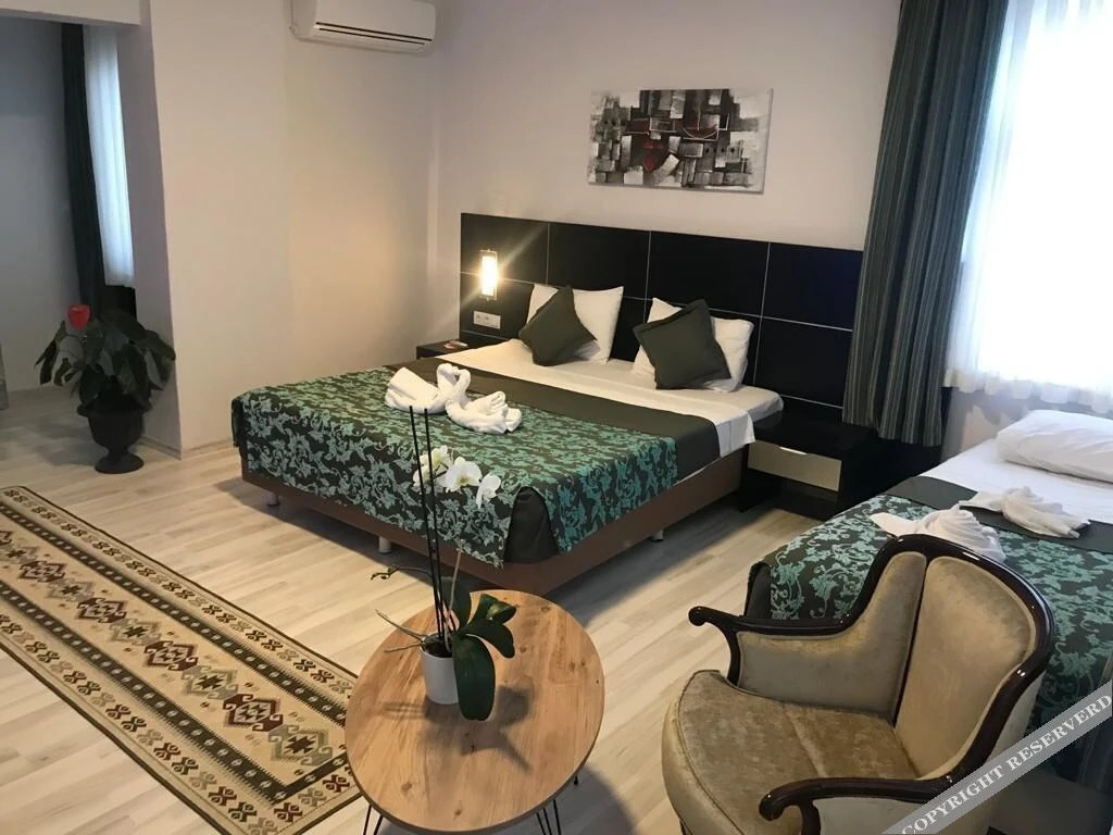 Чынарджык: Grand Krone Hotel