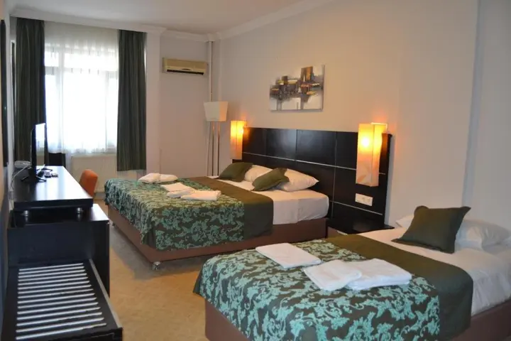 Чынарджык: Grand Krone Hotel