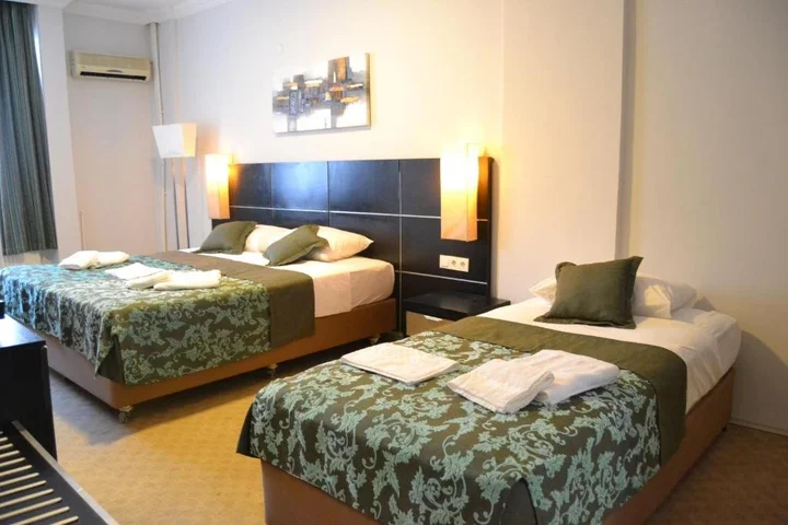 Чынарджык: Grand Krone Hotel