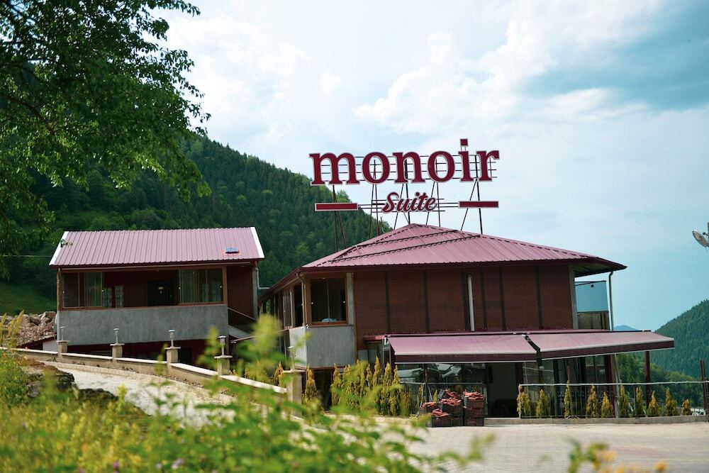 Узунгёль: Monoir Suite