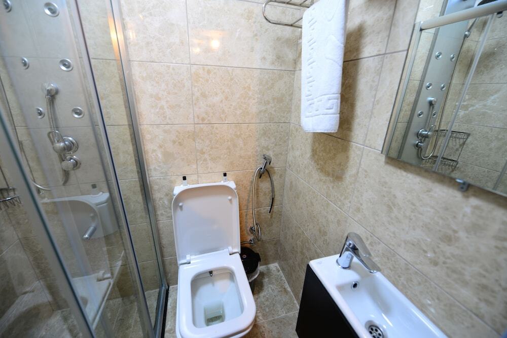 Узунгёль: Monoir Suite