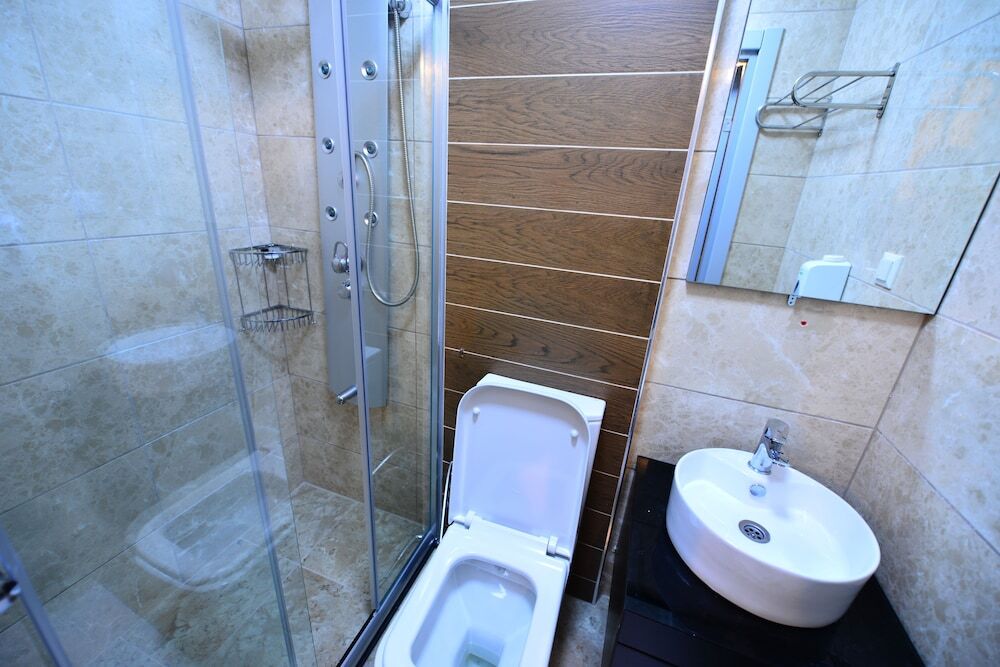 Узунгёль: Monoir Suite