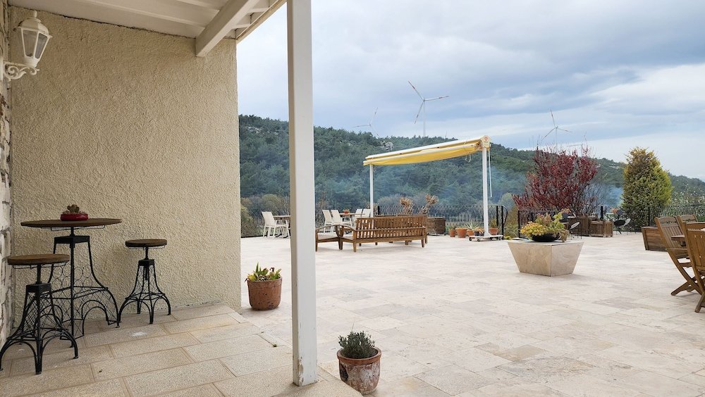 Урла: Otel Naturla Göl Evi