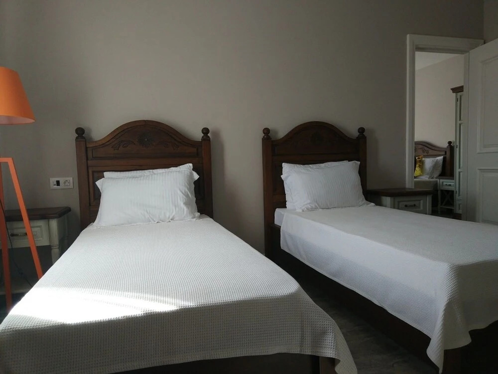 Урла: Otel Naturla Göl Evi