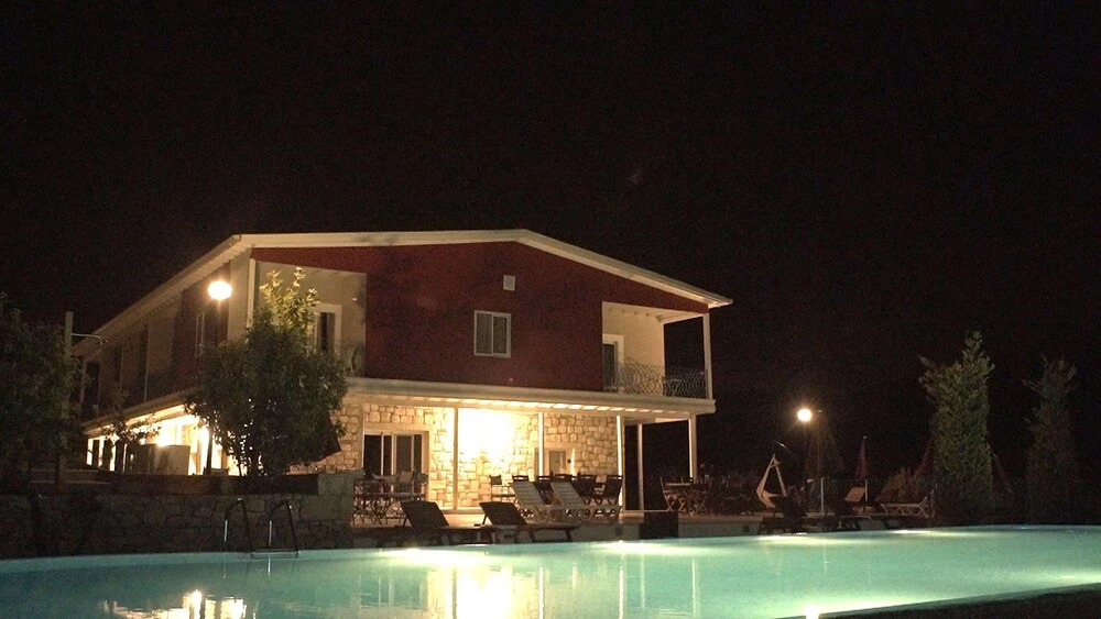 Урла: Otel Naturla Göl Evi