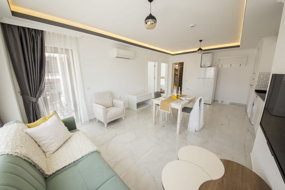 Каш: Cedrus Suites