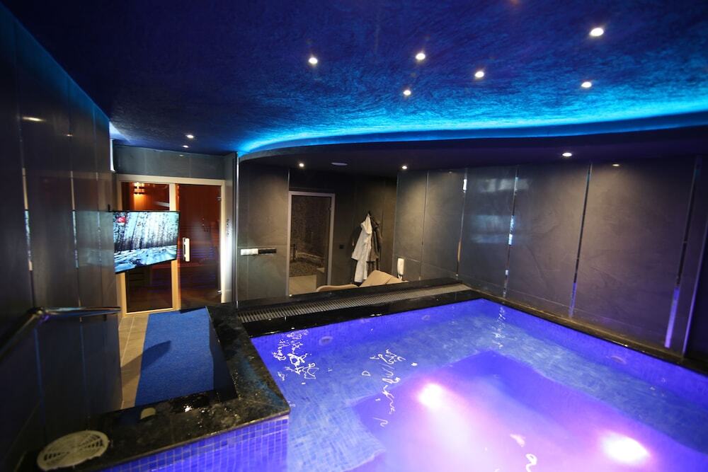 Эдирне: 2D VIP Suite&Spa