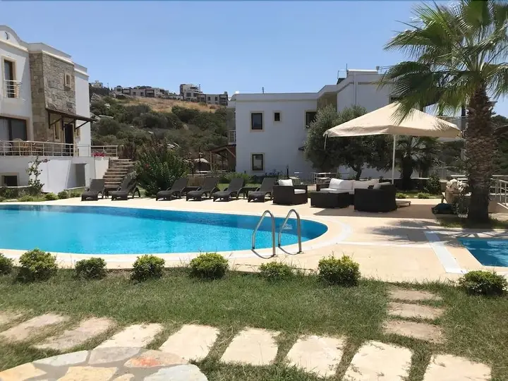 Villa 3 bedroom in Panaroma Evleri — фото 1