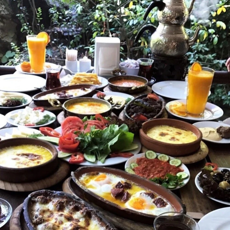 Янык: Kartepe Camp Hotel