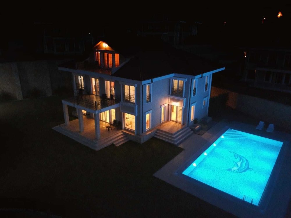 Янык: Kartepe Camp Hotel