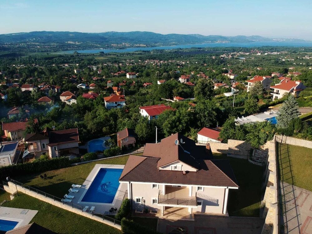 Янык: Kartepe Camp Hotel